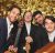 Khalil met bassist Abel, saxofonist Nacho en percussionist Lucas op foto voor gouden scherm
